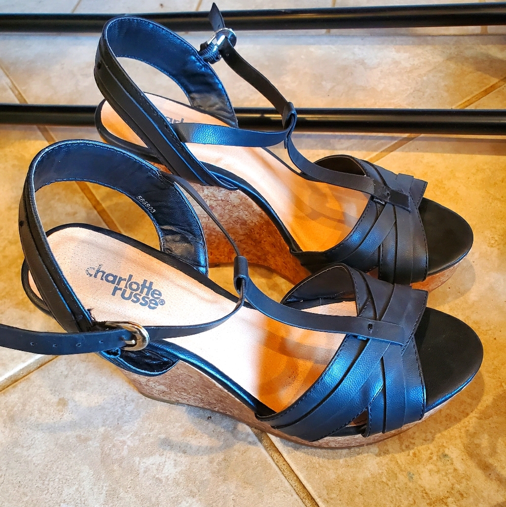 Black wedge heels
